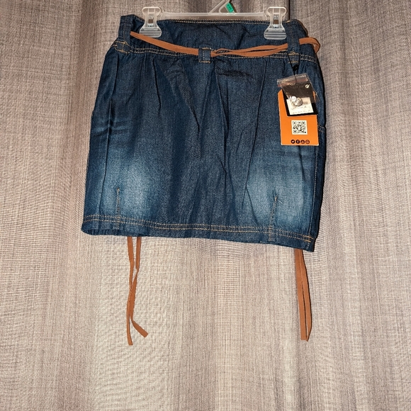 Denim Mini Skirt Size US 2 - Picture 4 of 4